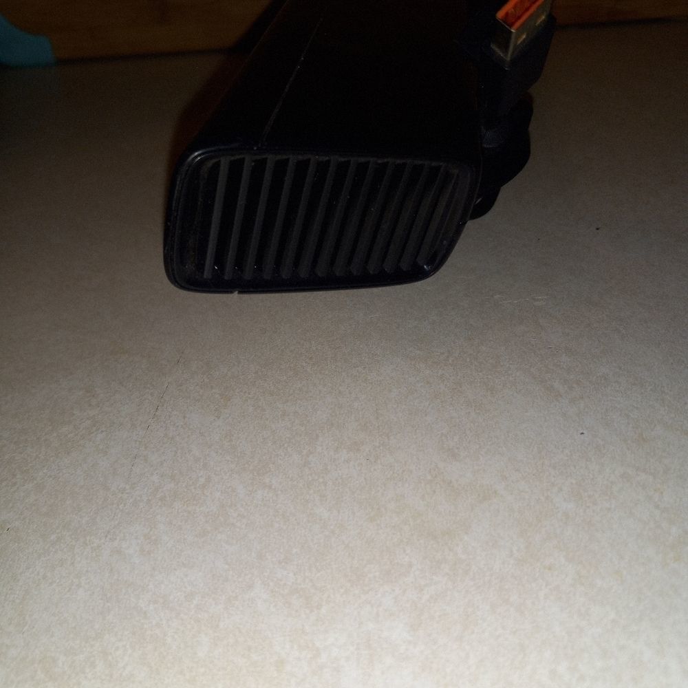 XBOX 360 KINECT - Picture 6 of 9